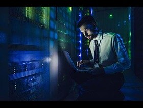 bts_tabpanel_industrypage_datacenter_monitoring